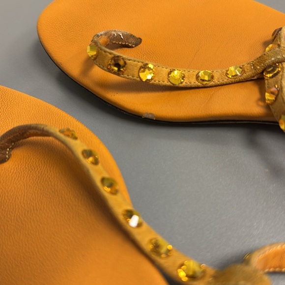 Gucci Crystal Leather Sandals - Picture 9 of 11